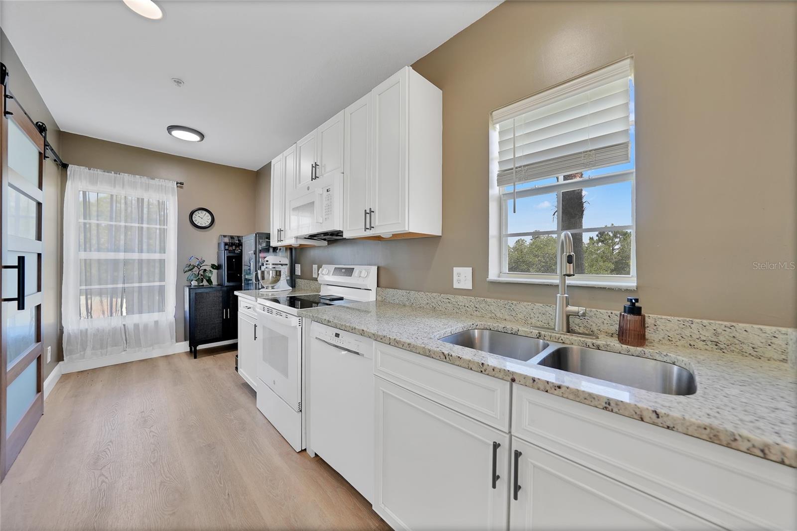 Image 12 of 42 For 2160 Heron Lake Drive 201