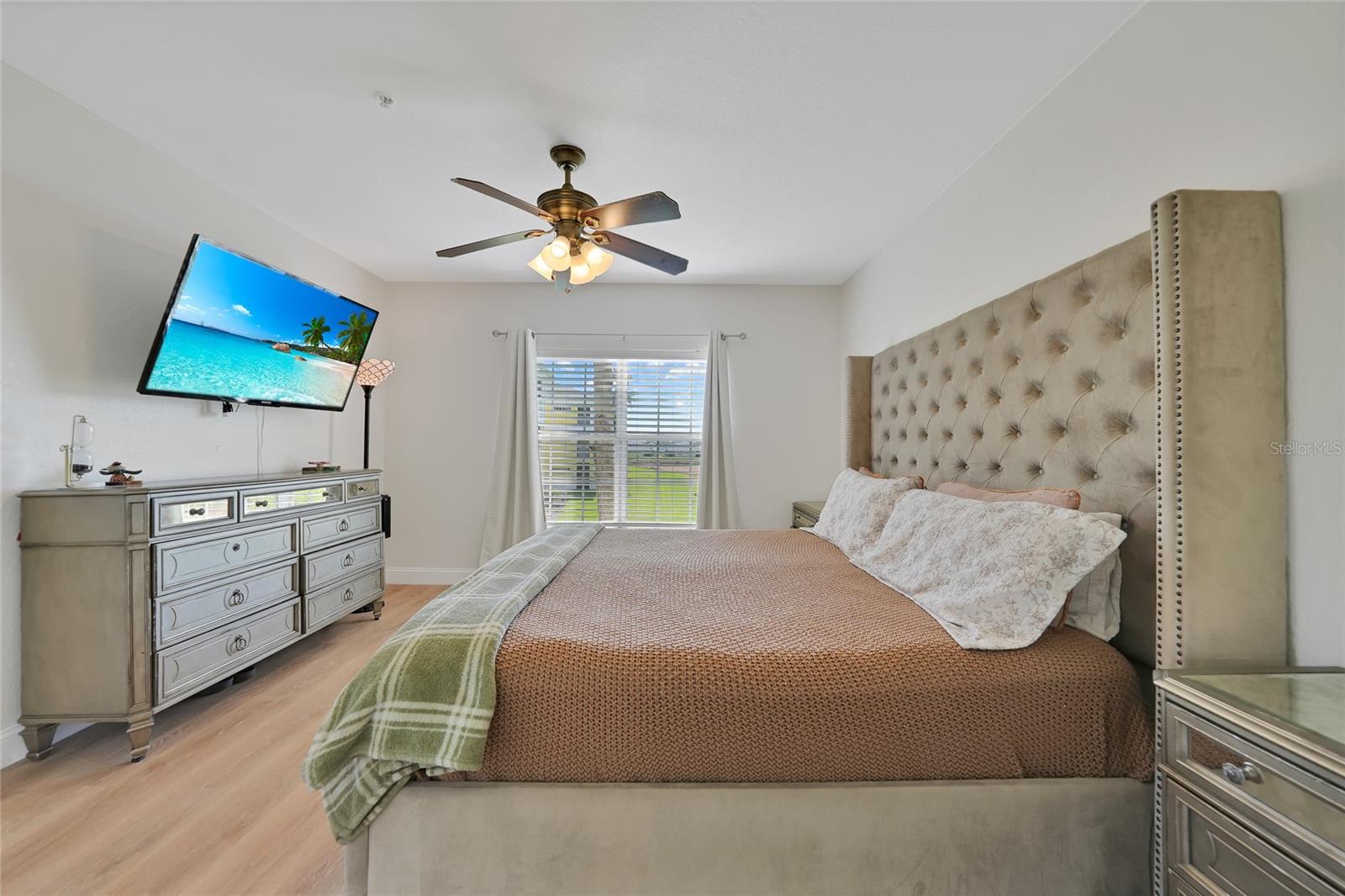 Image 20 of 42 For 2160 Heron Lake Drive 201