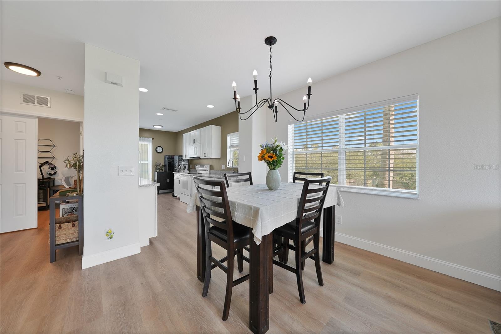 Image 9 of 42 For 2160 Heron Lake Drive 201