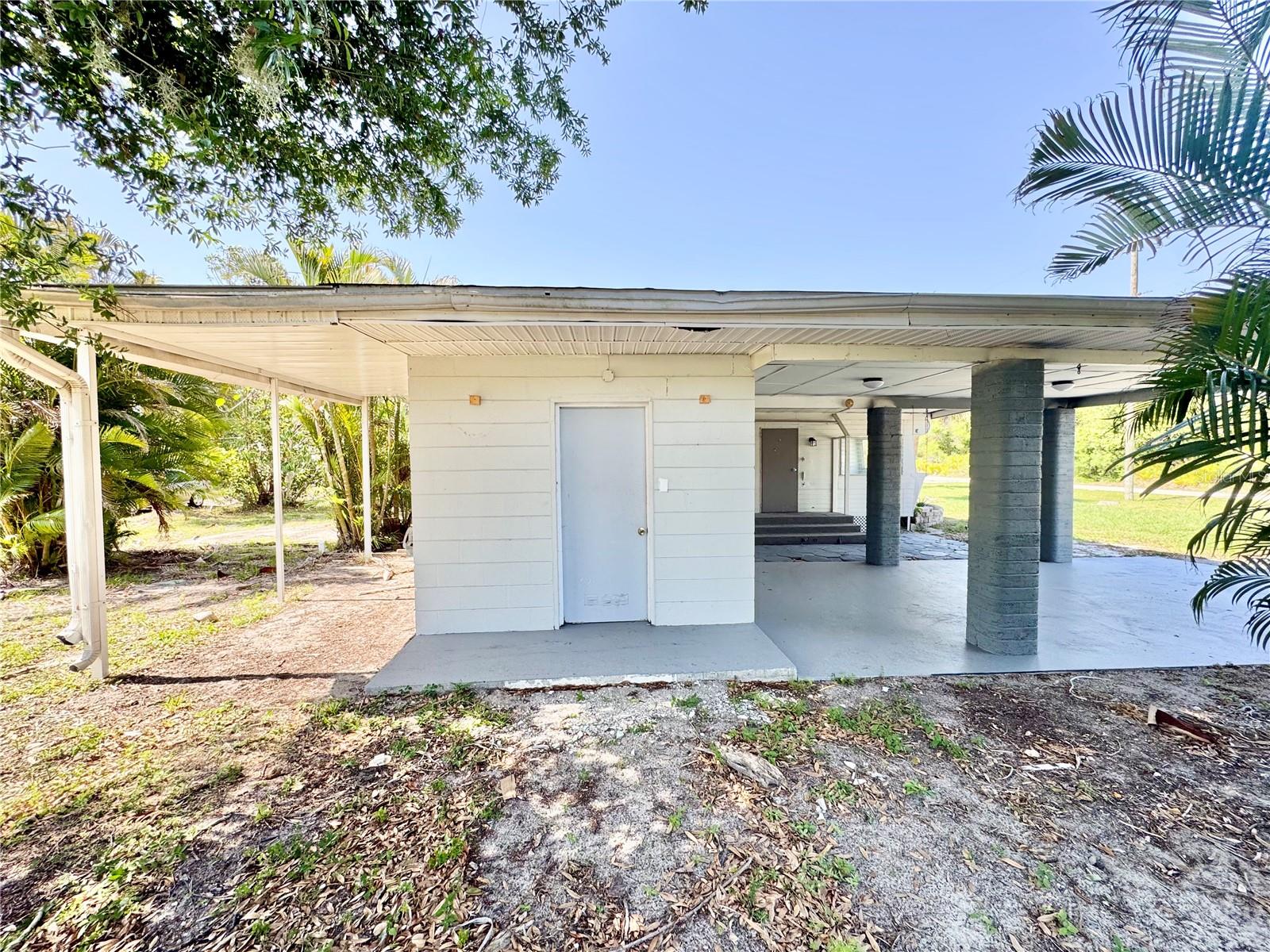 Image 23 of 30 For 162 Sapodilla Street