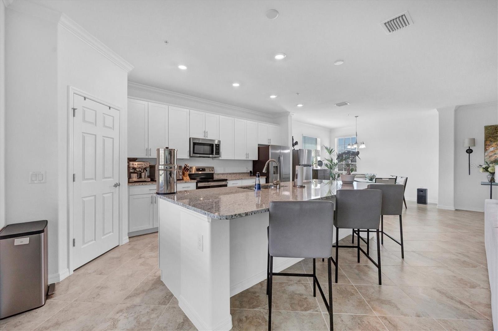 Image 11 of 67 For 14640 Sycamore Court 2822