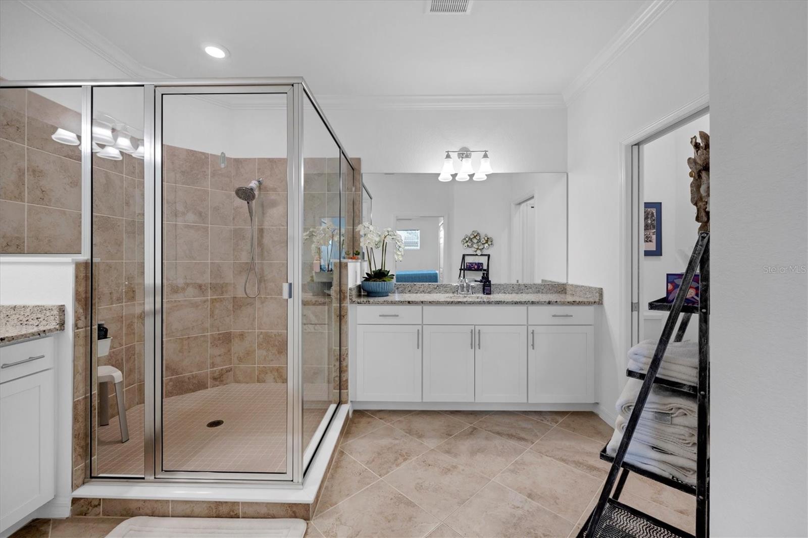 Image 22 of 67 For 14640 Sycamore Court 2822