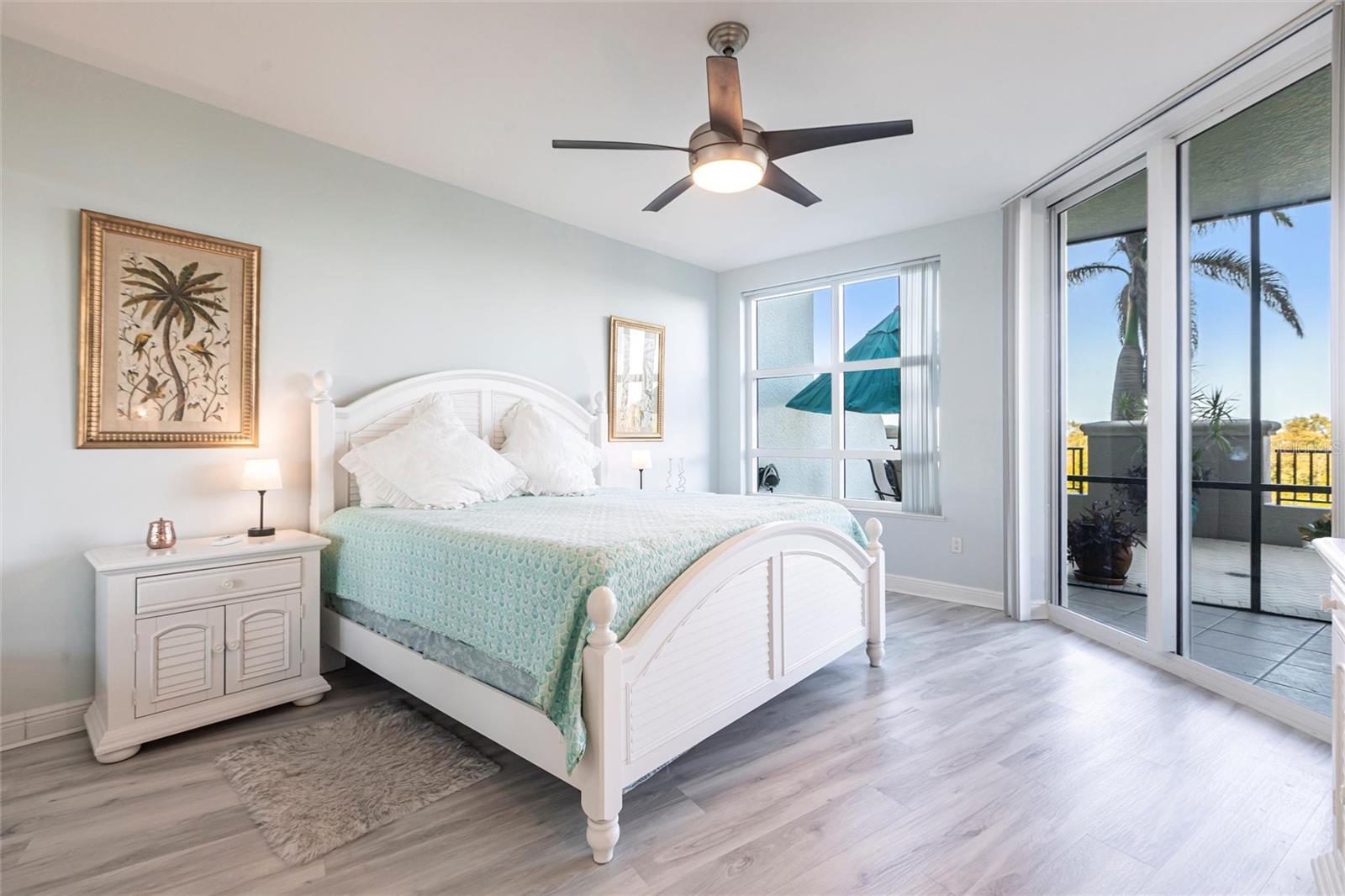 Image 19 of 68 For 3329 Sunset Key Circle 107