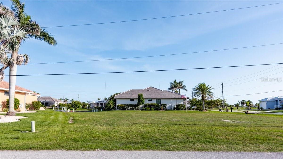 Image 8 of 27 For 1653 Bobolink Court