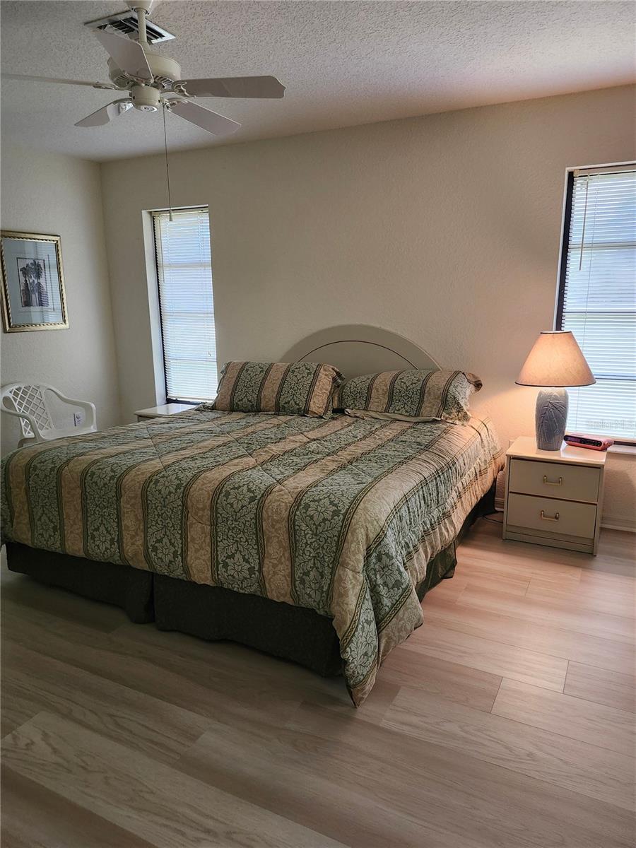 Image 10 of 13 For 1287 Aken Street