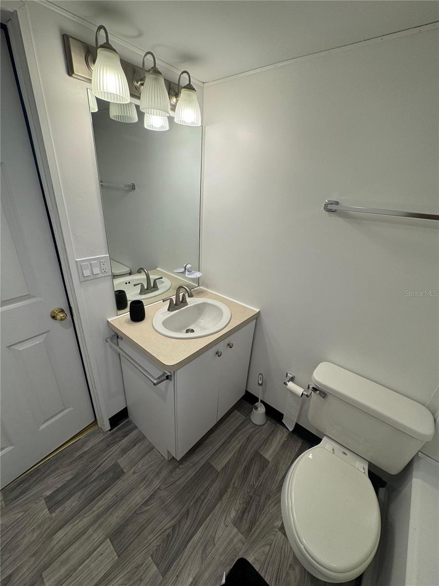 Image 3 of 12 For 15482 Mapletree Drive