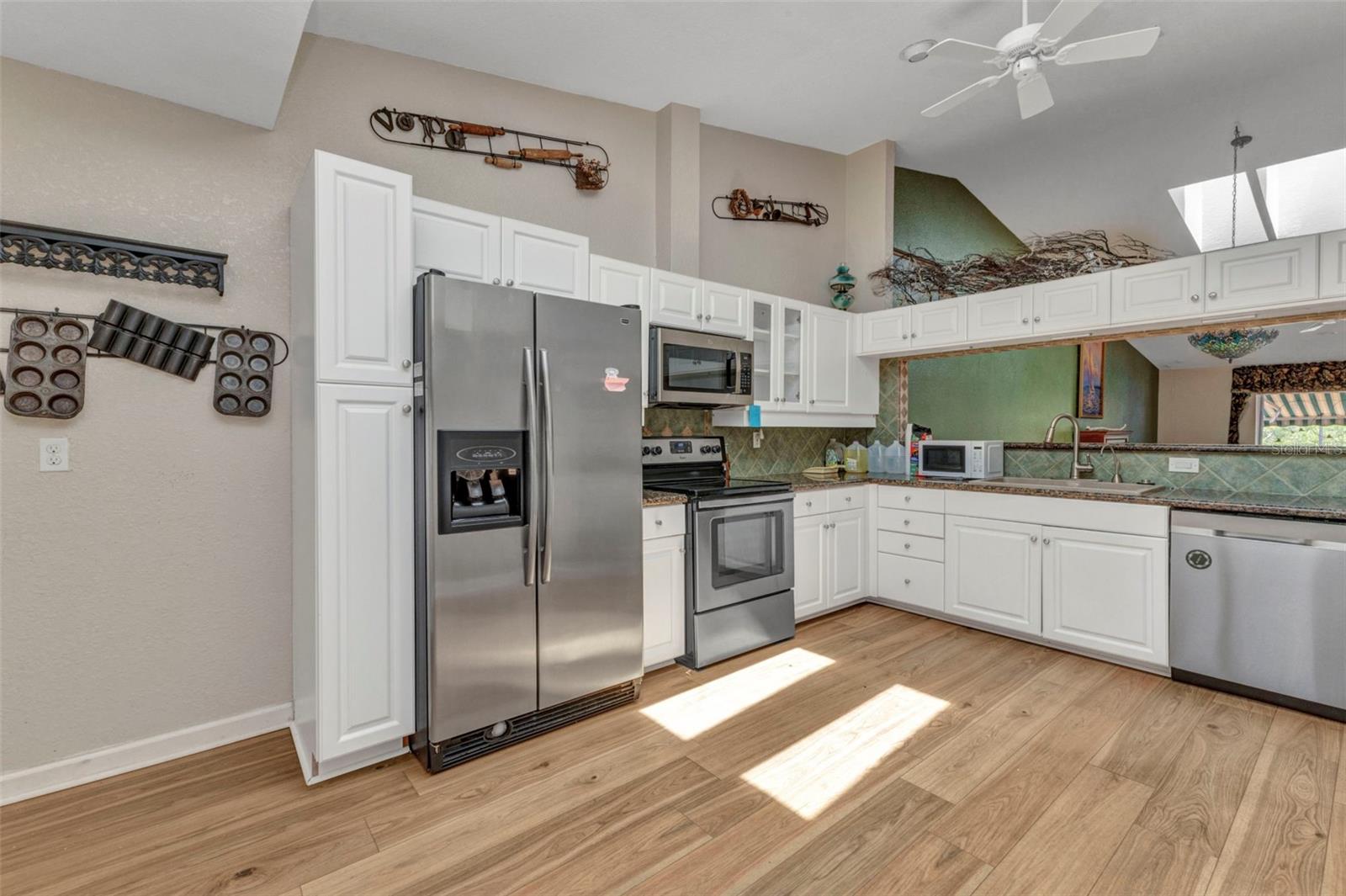 Image 13 of 54 For 5046 San Rocco Court