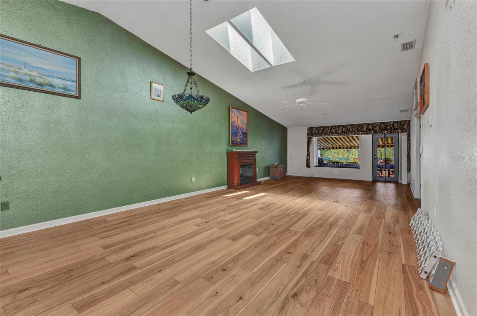 Image 19 of 54 For 5046 San Rocco Court