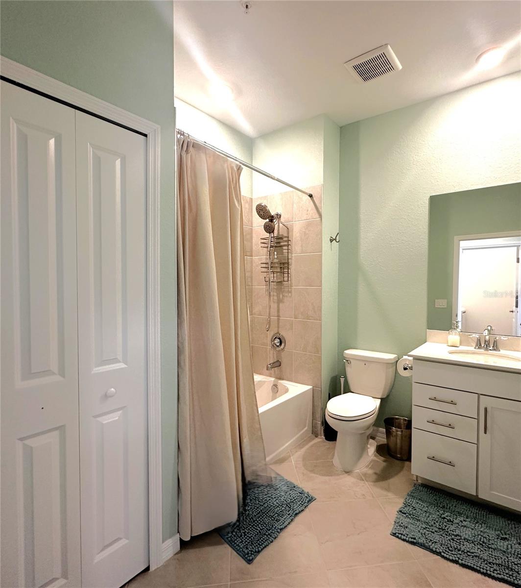 Image 13 of 54 For 4835 Birchwood Court 6222