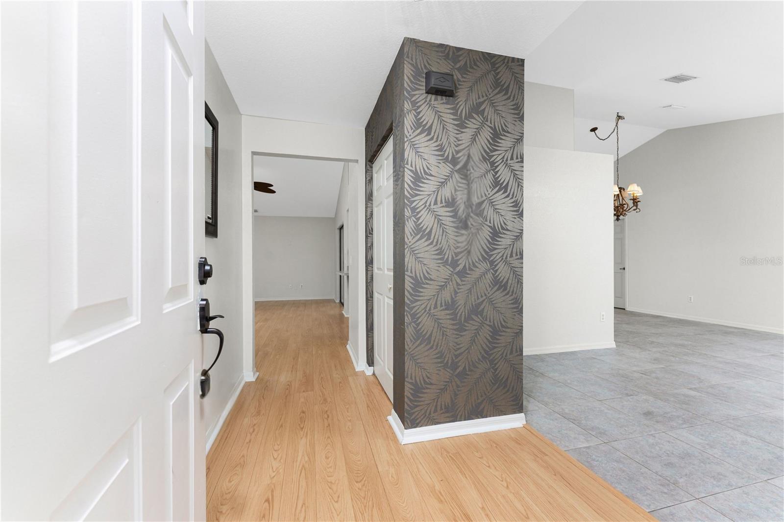 Image 10 of 52 For 18111 Lake Worth Boulevard