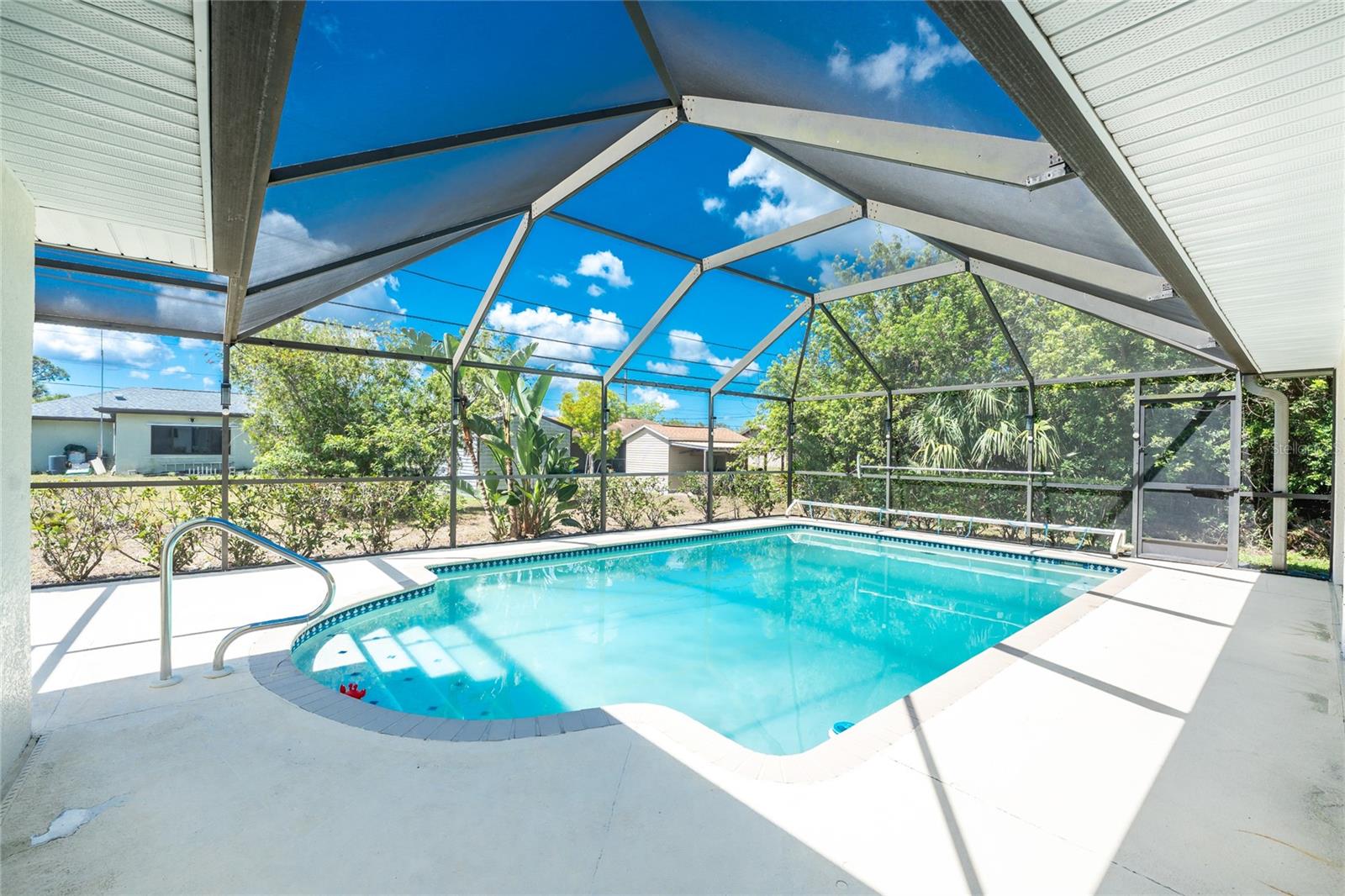 Image 2 of 52 For 18111 Lake Worth Boulevard