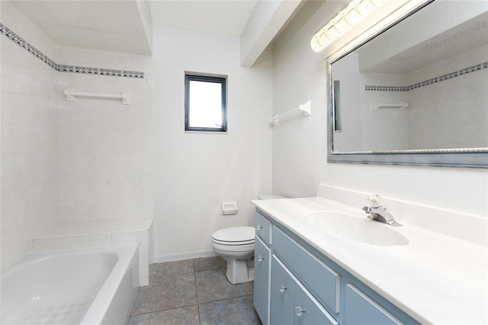Image 34 of 52 For 18111 Lake Worth Boulevard