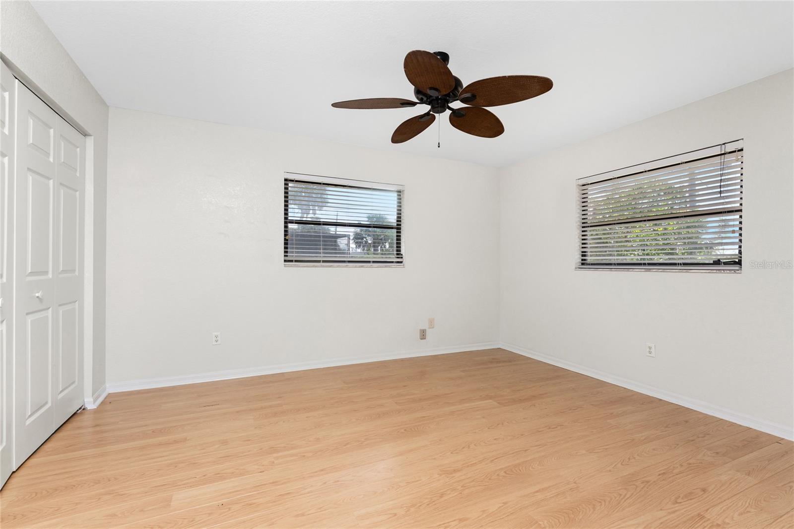 Image 38 of 52 For 18111 Lake Worth Boulevard