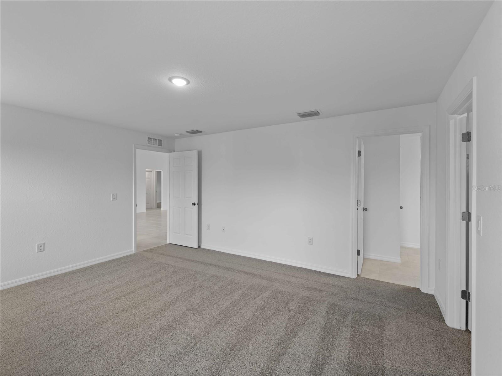 Image 18 of 48 For 22376 Blanchard Avenue