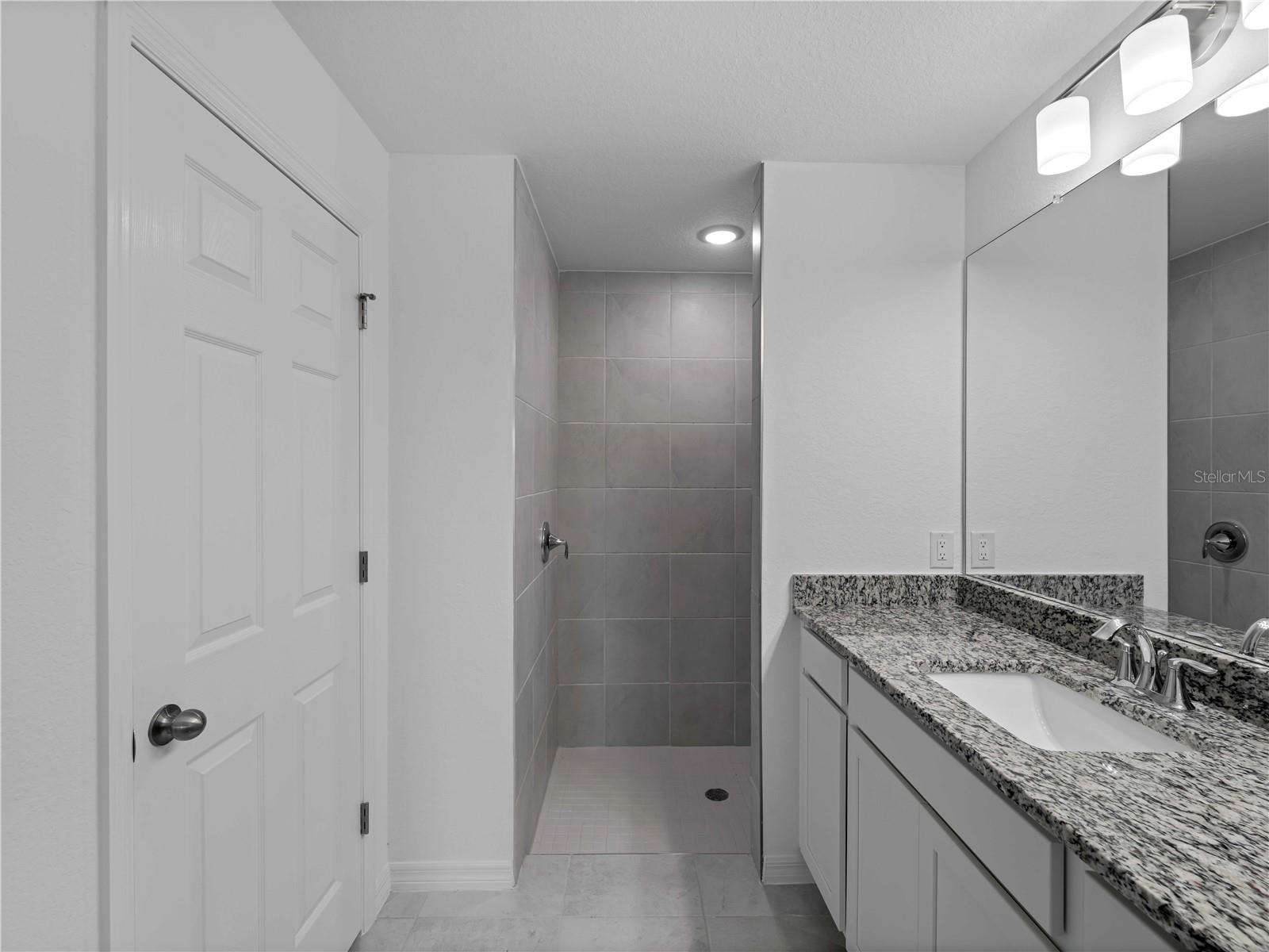 Image 19 of 48 For 22376 Blanchard Avenue