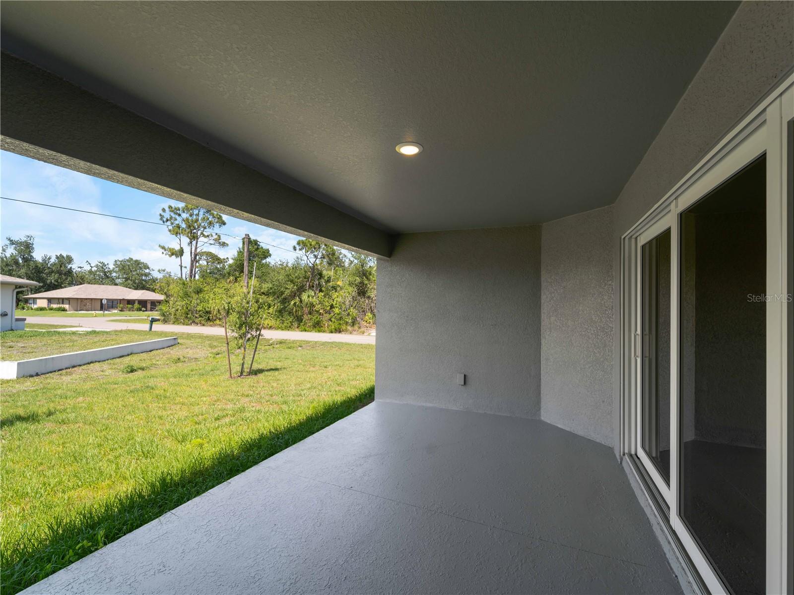 Image 31 of 48 For 22376 Blanchard Avenue