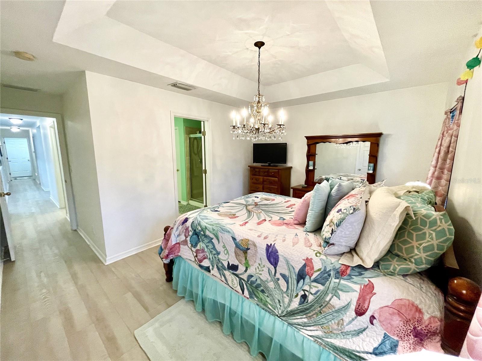 Image 21 of 52 For 13170 Pembroke Circle N