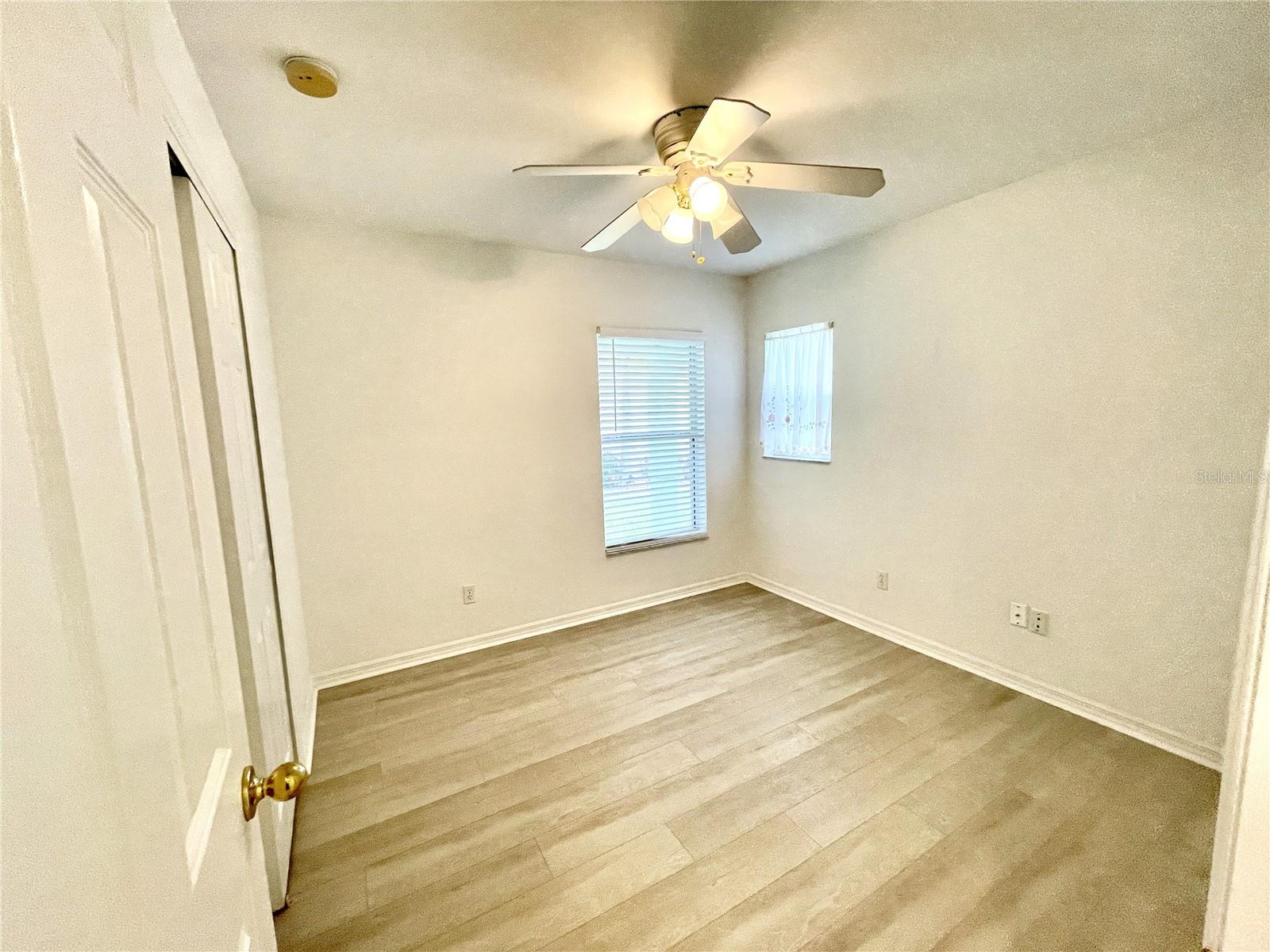 Image 35 of 52 For 13170 Pembroke Circle N