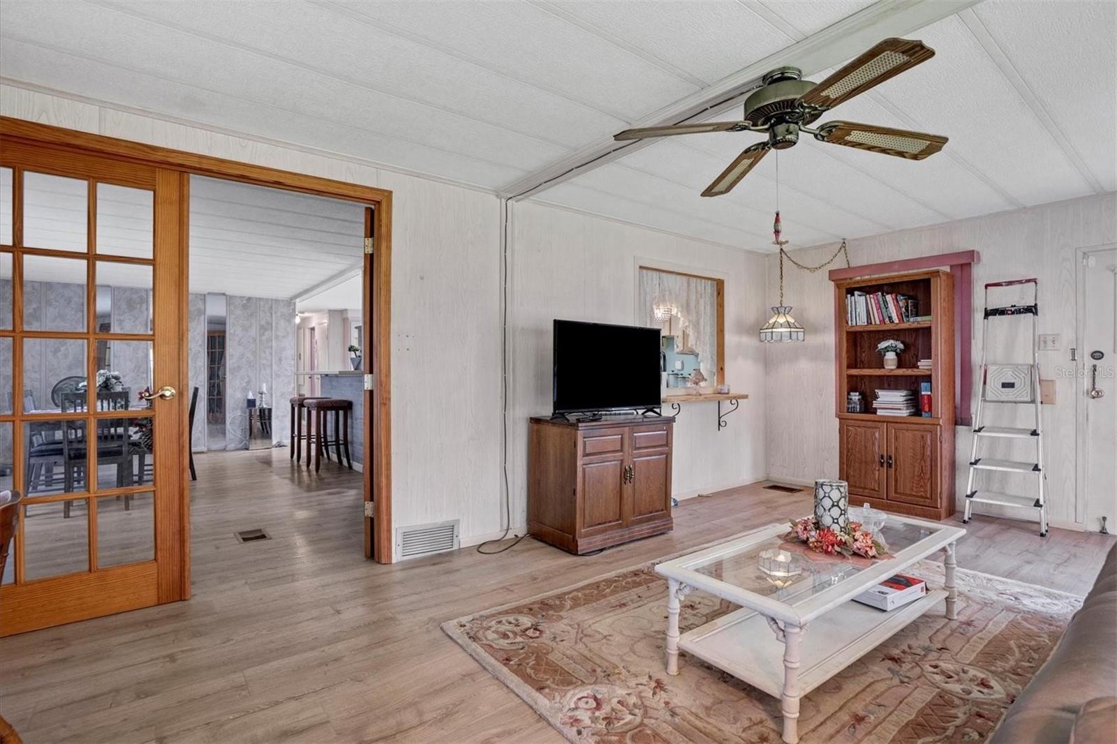 Image 4 of 46 For 27940 Leatherwood Circle