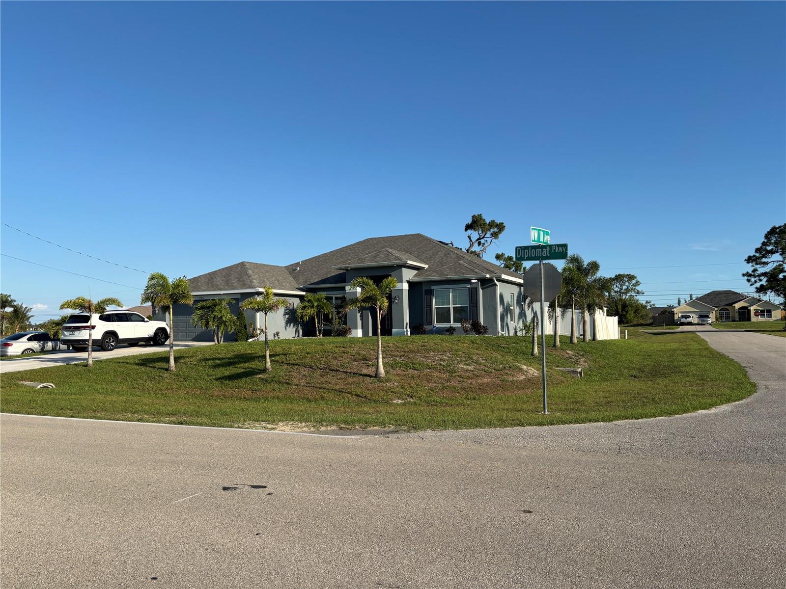 Image 5 of 8 For 1715 Diplomat Parkway W
