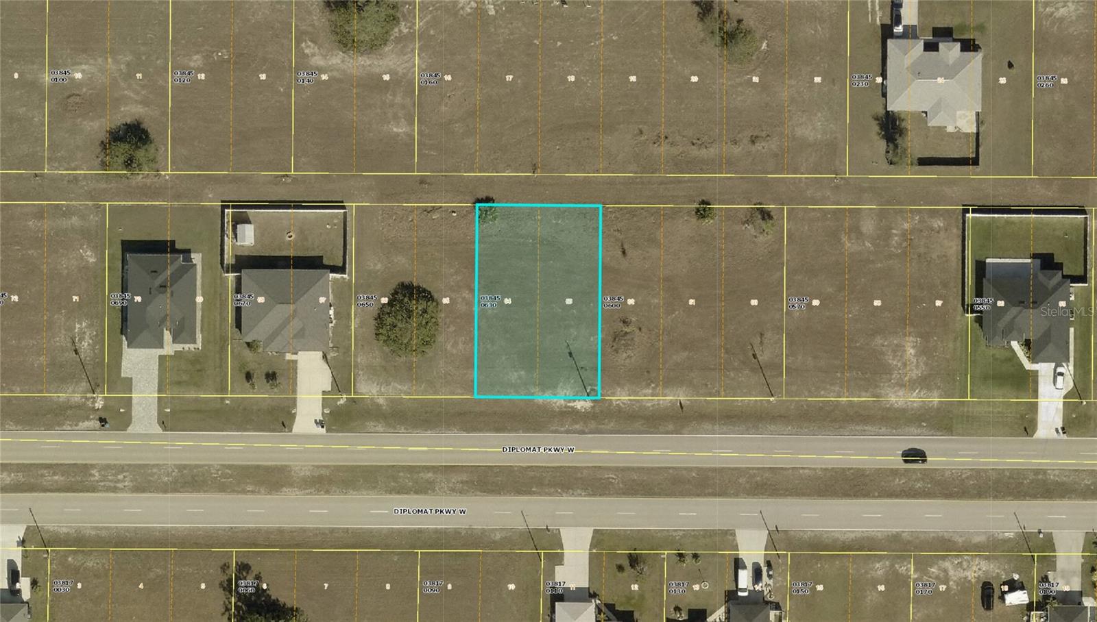 Image 7 of 8 For 1715 Diplomat Parkway W