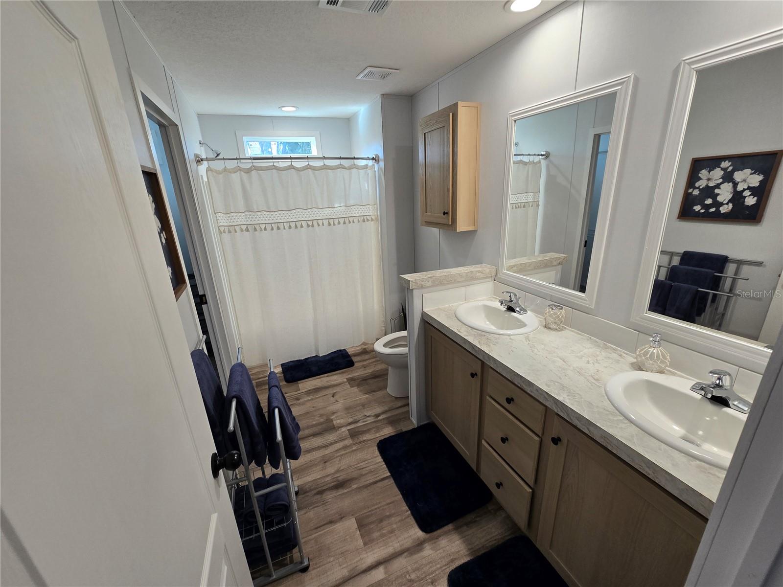 Image 16 of 20 For 15431 Orangeade Drive