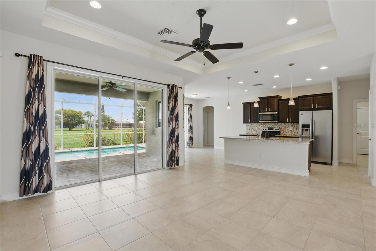 Image 13 of 57 For 7505 Carissa