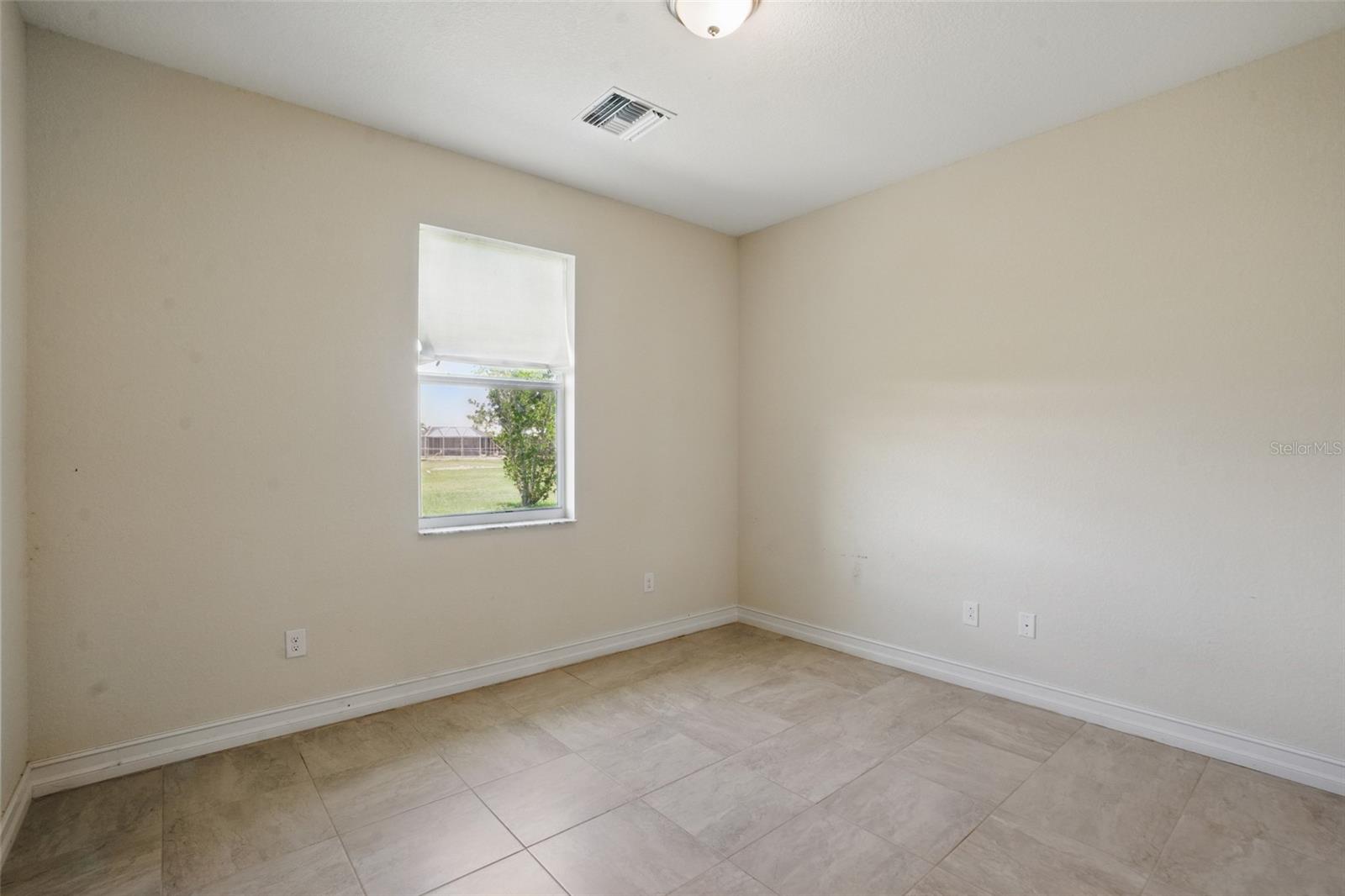 Image 34 of 57 For 7505 Carissa