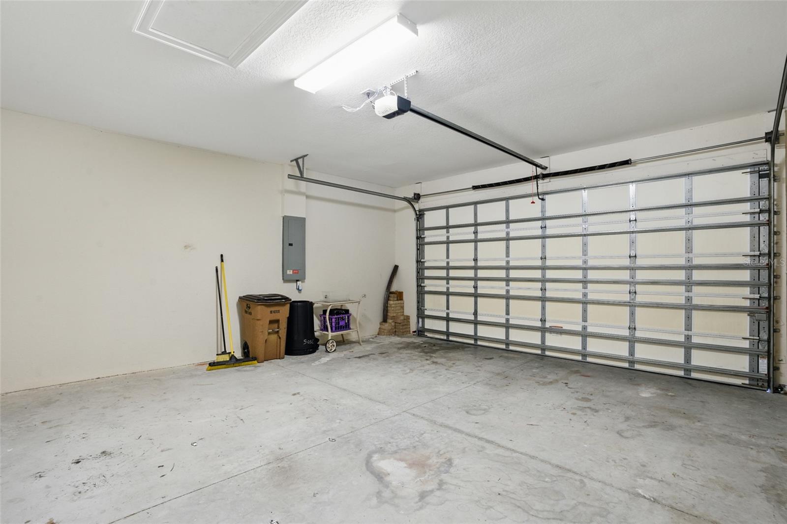 Image 40 of 57 For 7505 Carissa