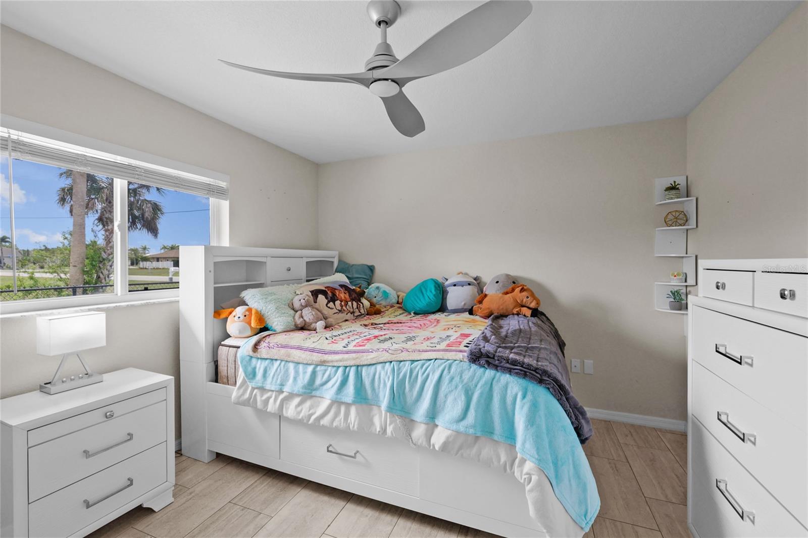 Image 17 of 34 For 7448 Blue Sage