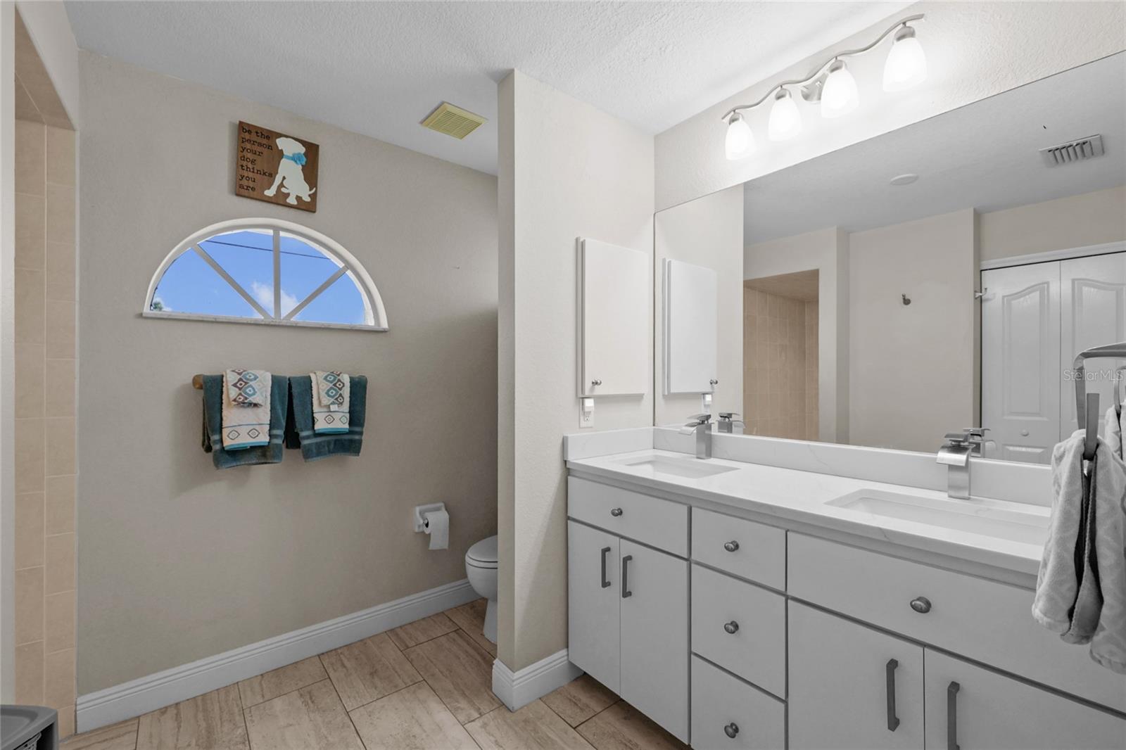 Image 24 of 34 For 7448 Blue Sage