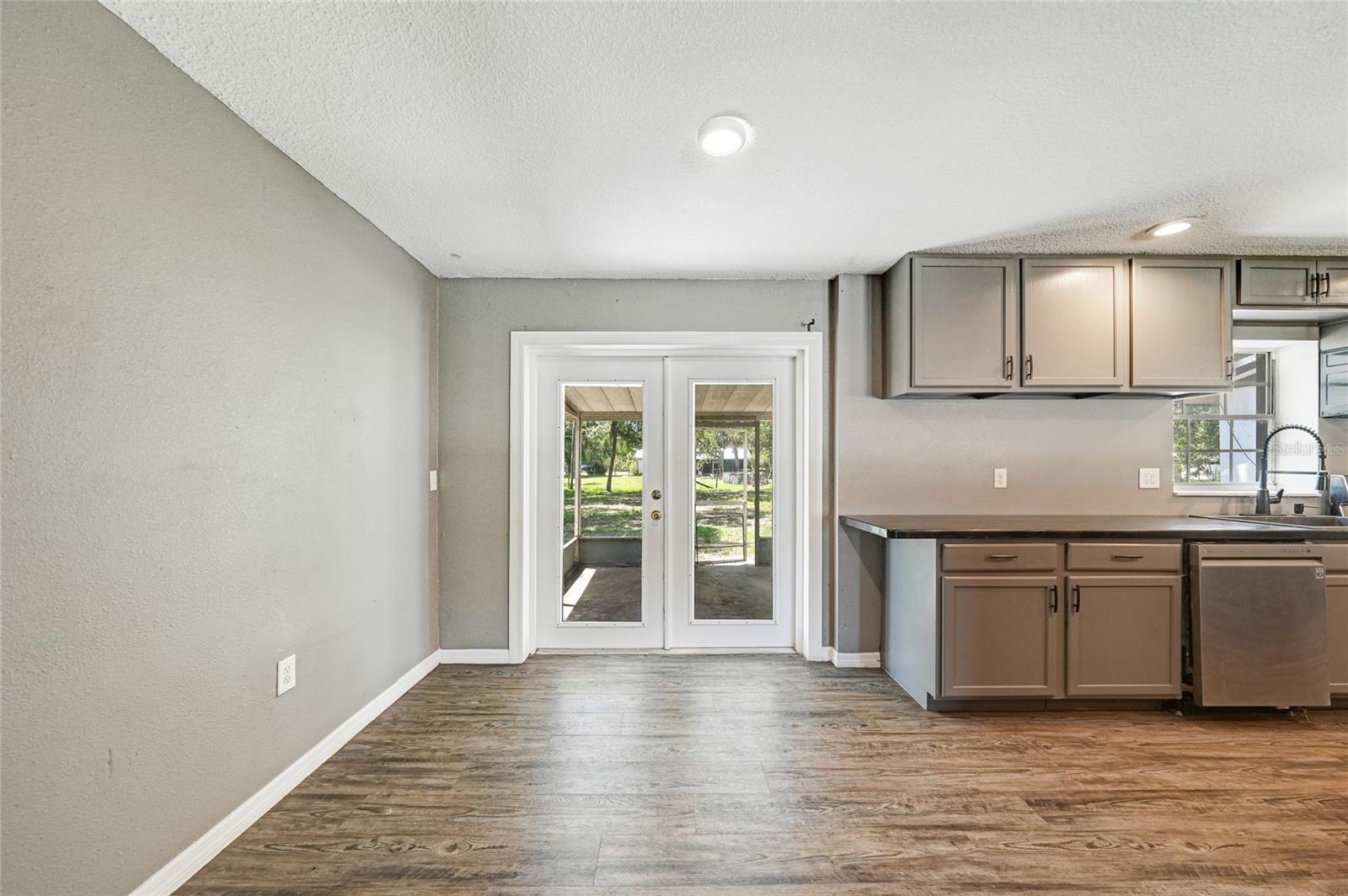 Image 14 of 54 For 1761 Plum Drive