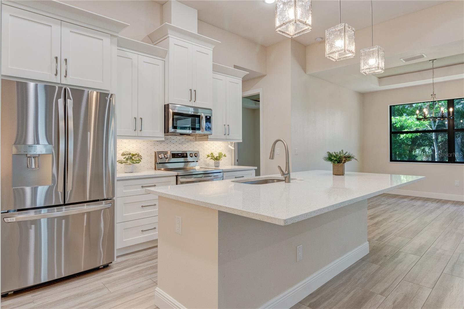 Image 18 of 59 For 2955 Carmela Avenue
