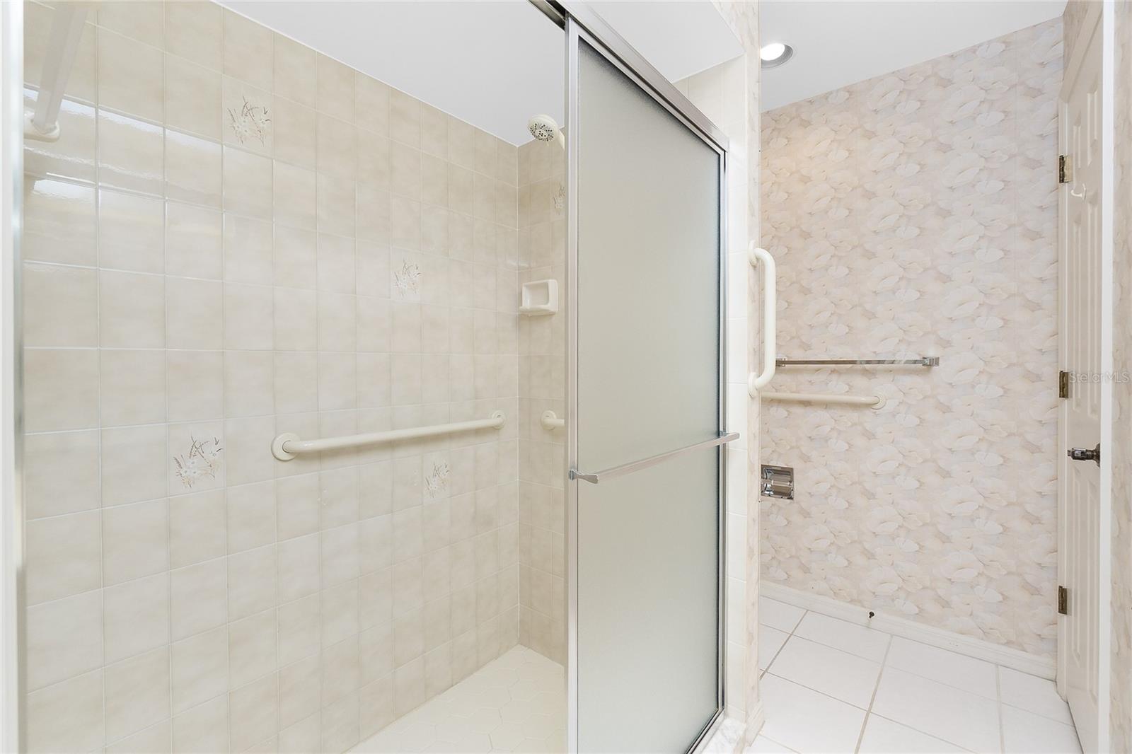 Image 32 of 47 For 11453 Courtney Drive