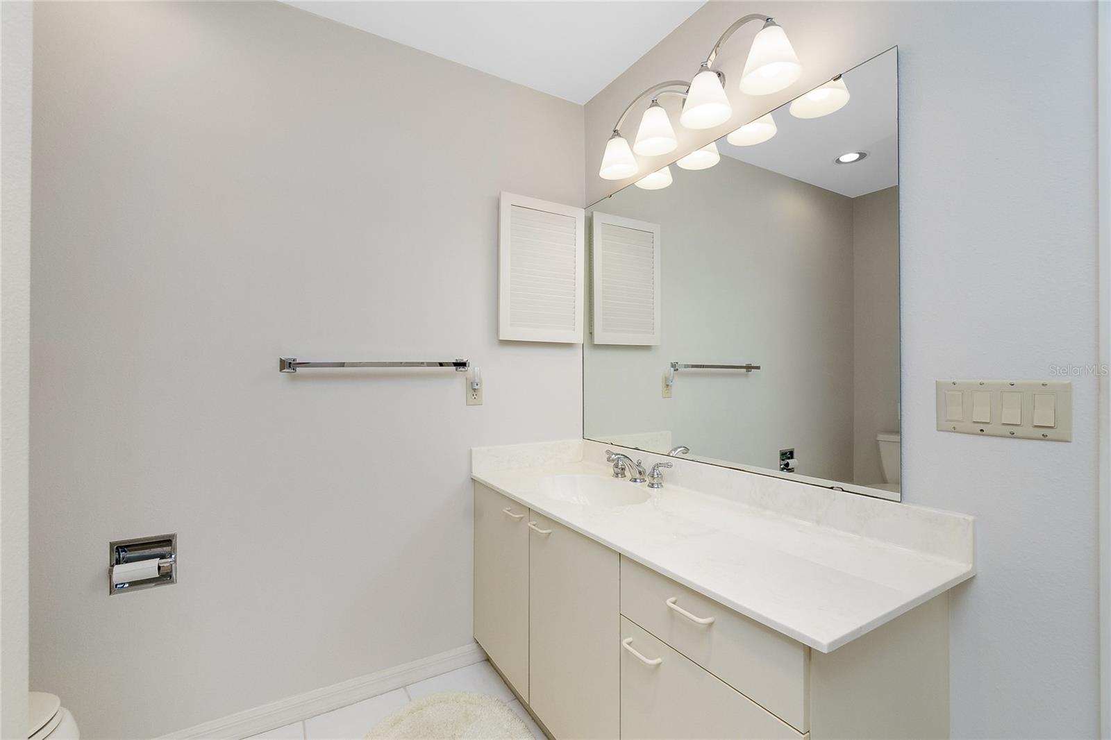 Image 37 of 47 For 11453 Courtney Drive