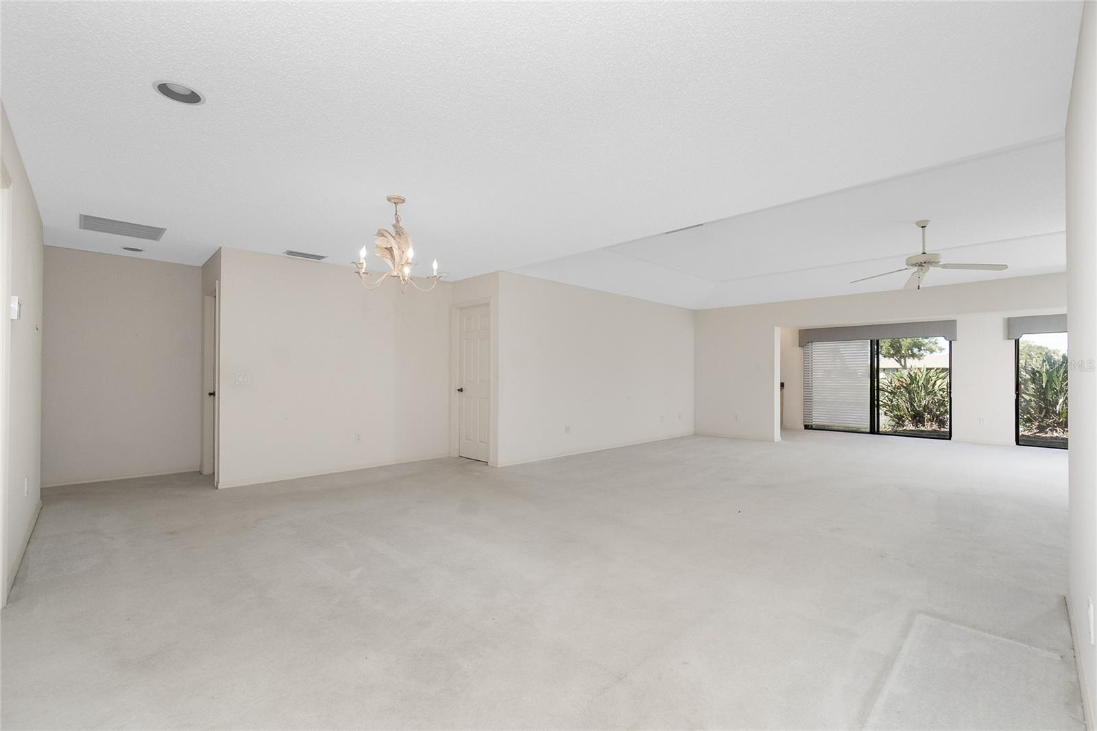 Image 5 of 47 For 11453 Courtney Drive
