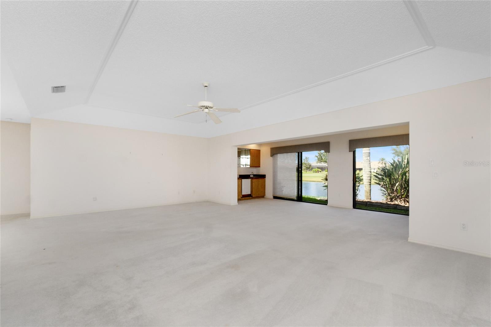 Image 9 of 47 For 11453 Courtney Drive