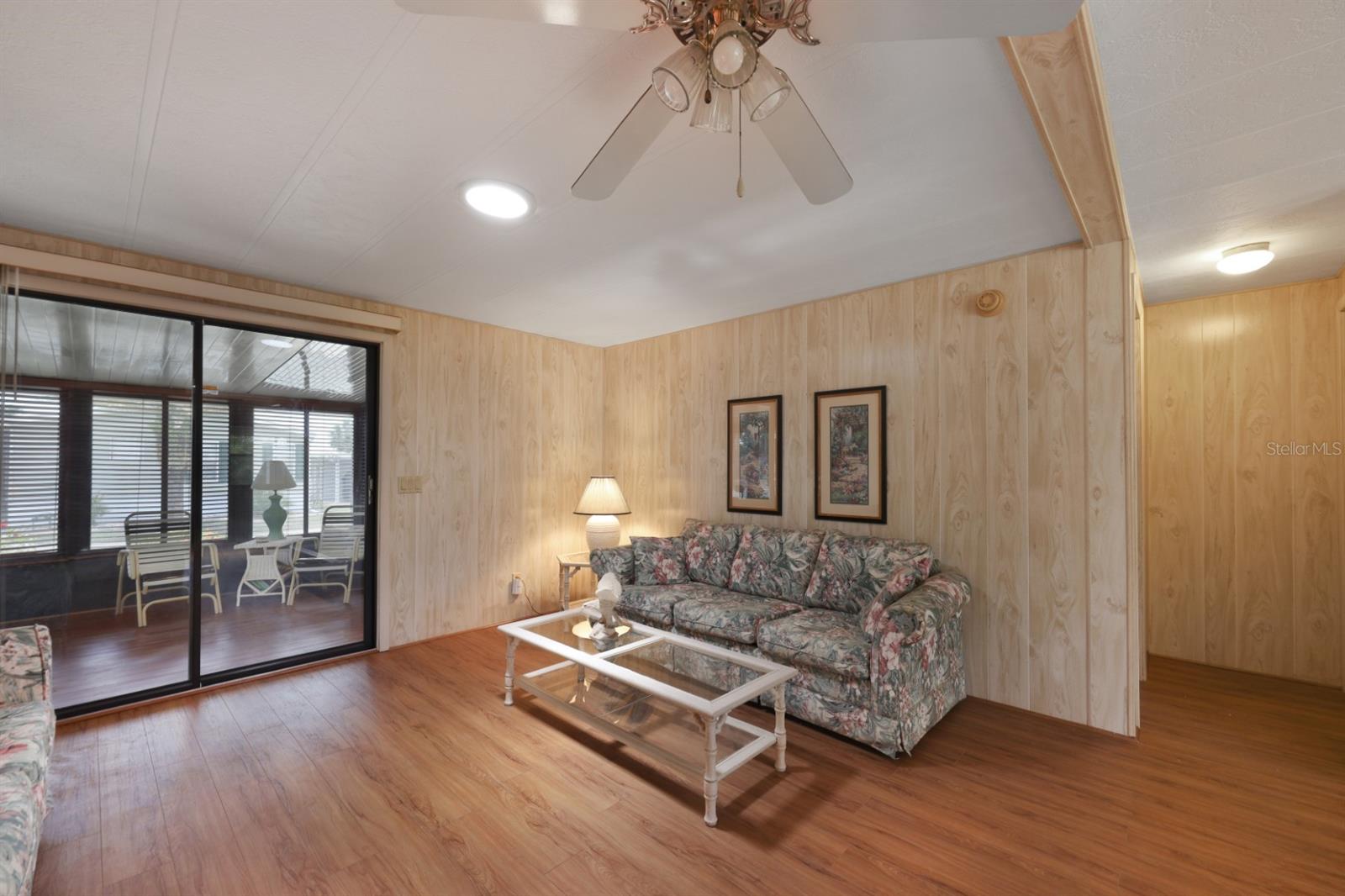 Image 7 of 89 For 2100 Kings Highway 524
