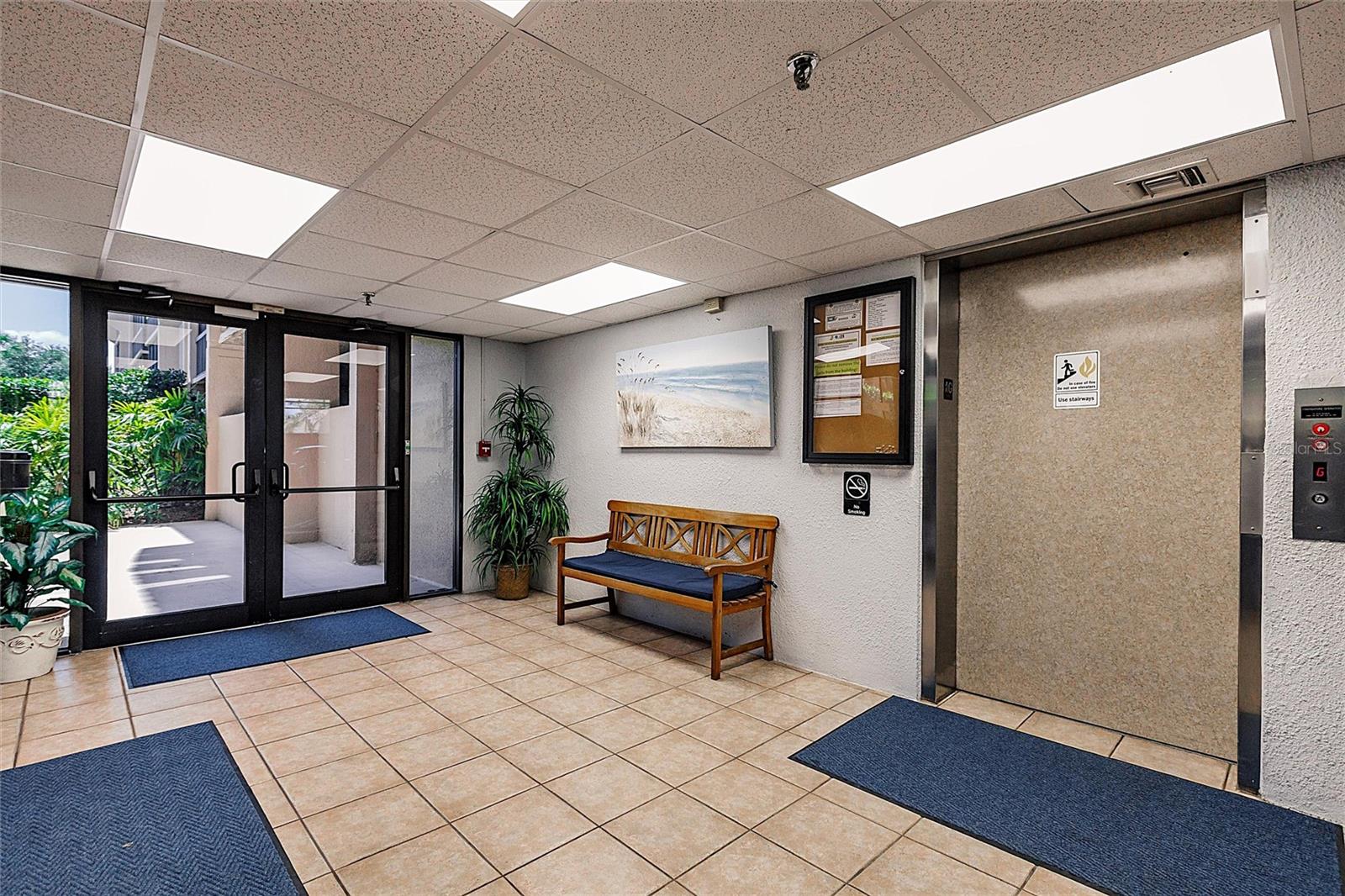 Image 18 of 27 For 21405 Olean Boulevard 508