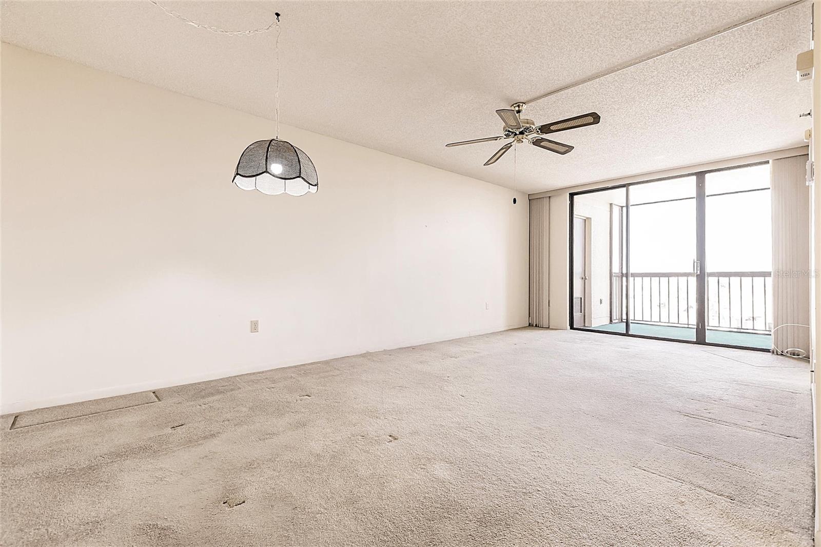 Image 5 of 27 For 21405 Olean Boulevard 508