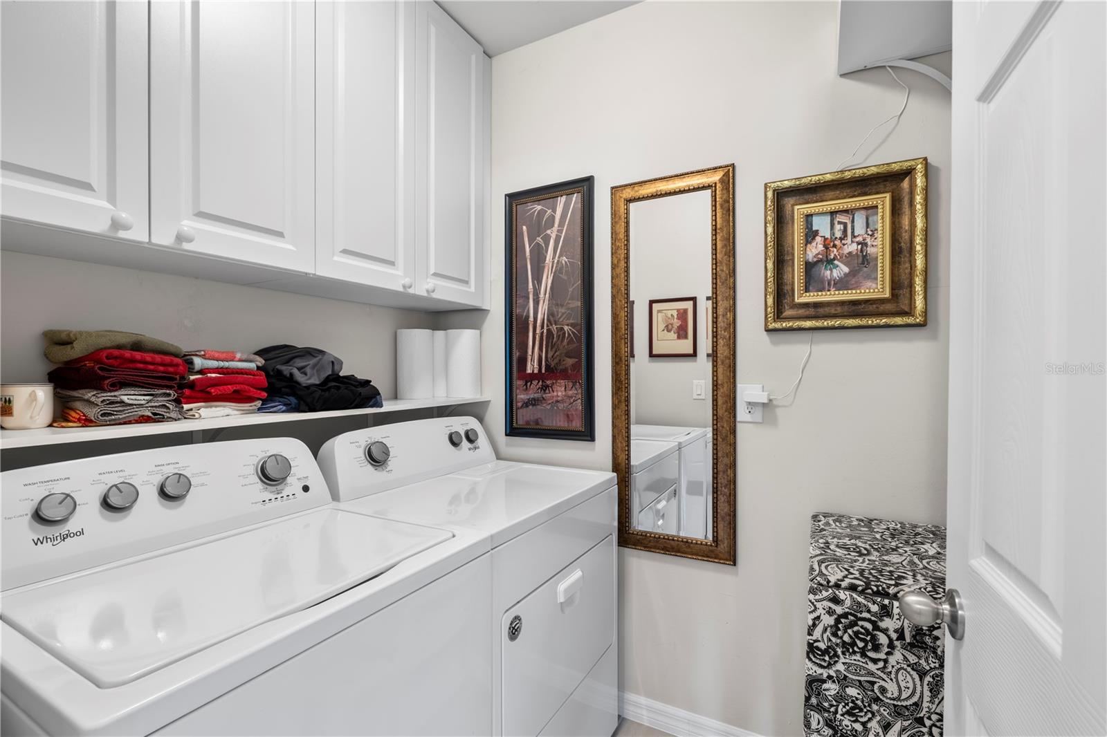 Image 15 of 50 For 25312 Lenox Circle