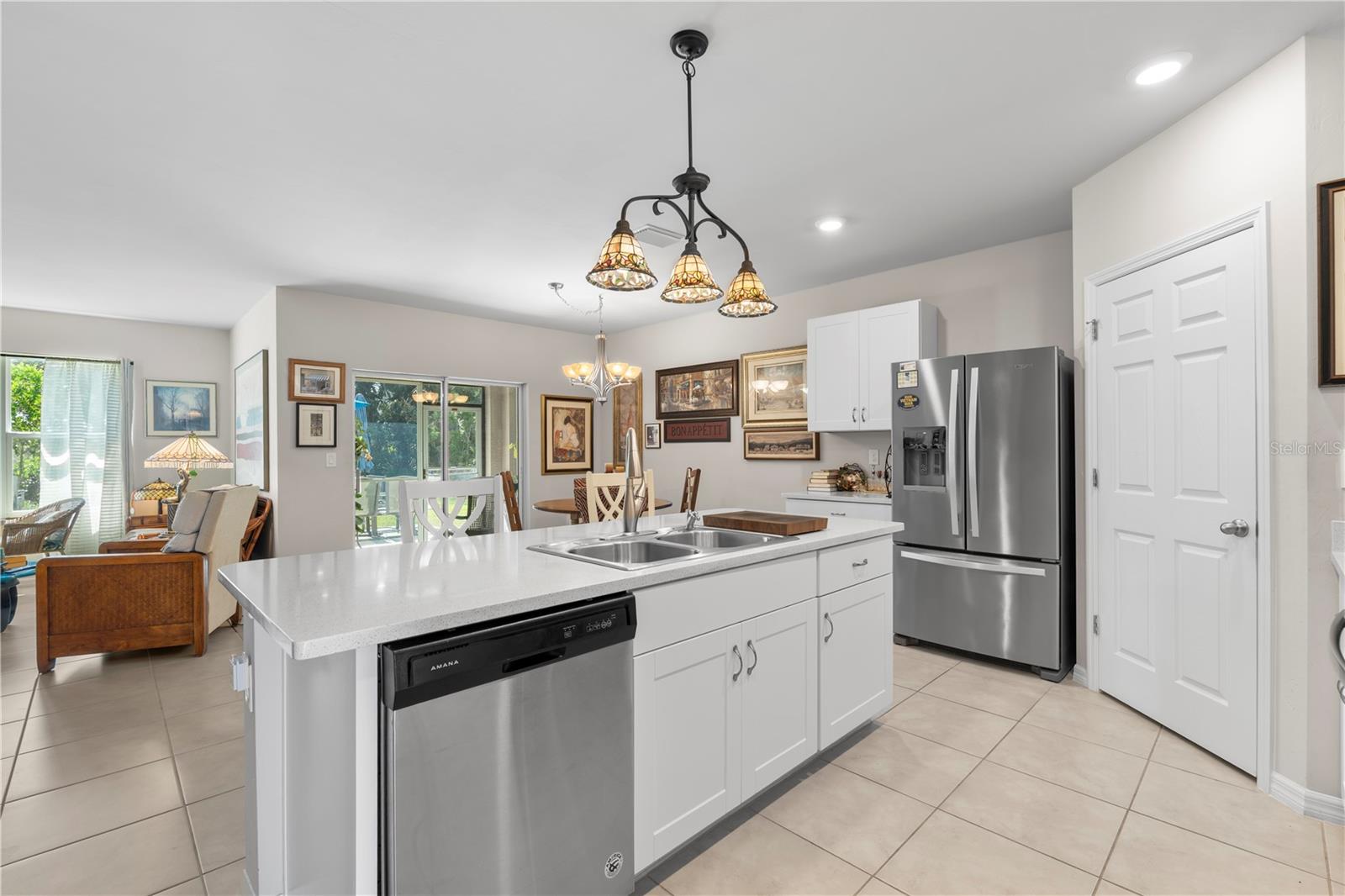 Image 18 of 50 For 25312 Lenox Circle
