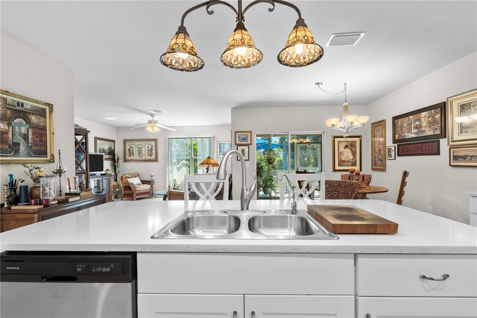 Image 22 of 50 For 25312 Lenox Circle