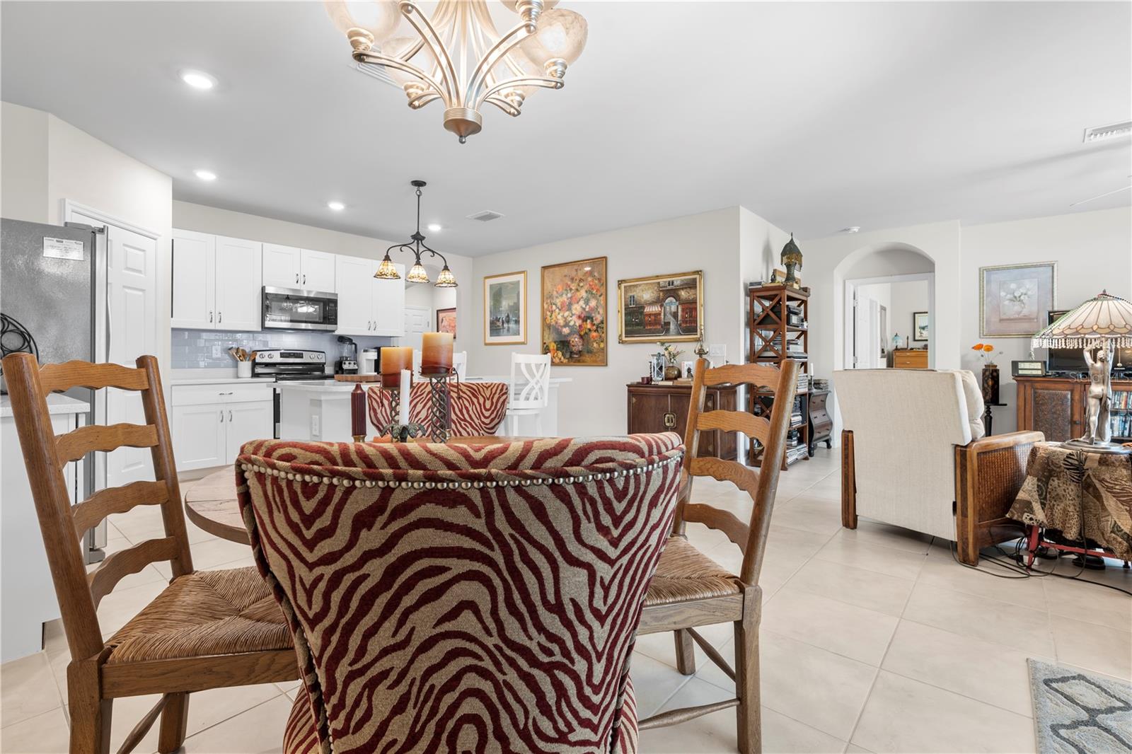Image 33 of 50 For 25312 Lenox Circle