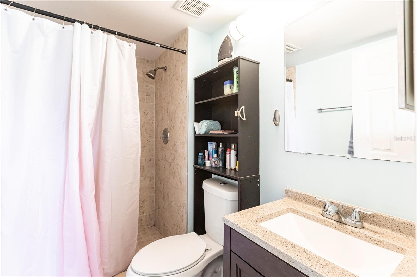 Image 21 of 49 For 3310 Loveland Boulevard 1808