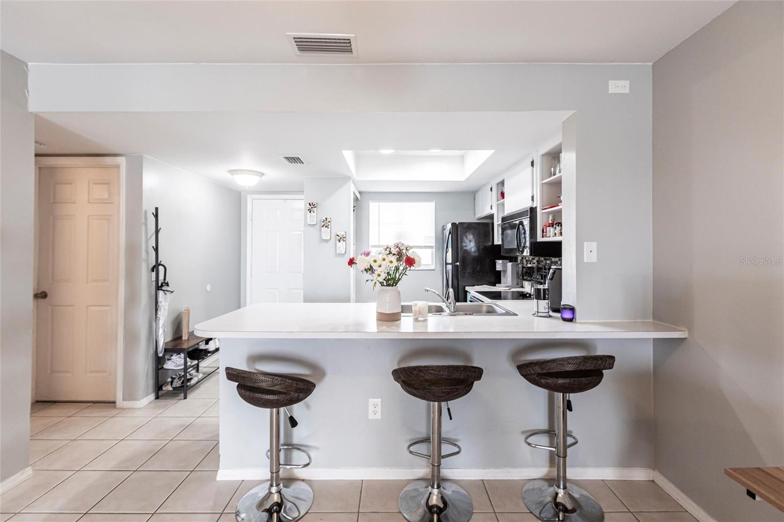 Image 6 of 49 For 3310 Loveland Boulevard 1808
