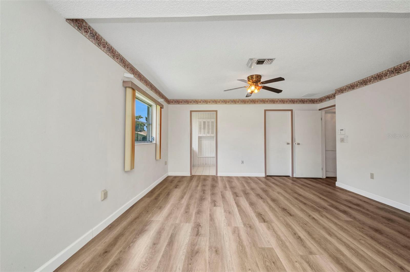 Image 18 of 48 For 6916 Rex Lane