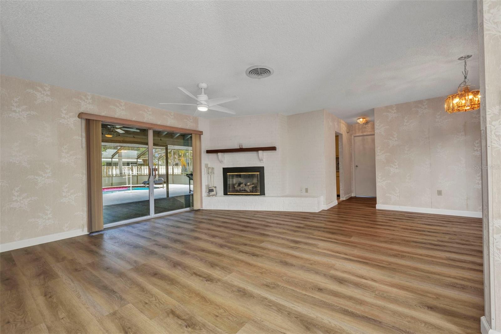 Image 6 of 48 For 6916 Rex Lane