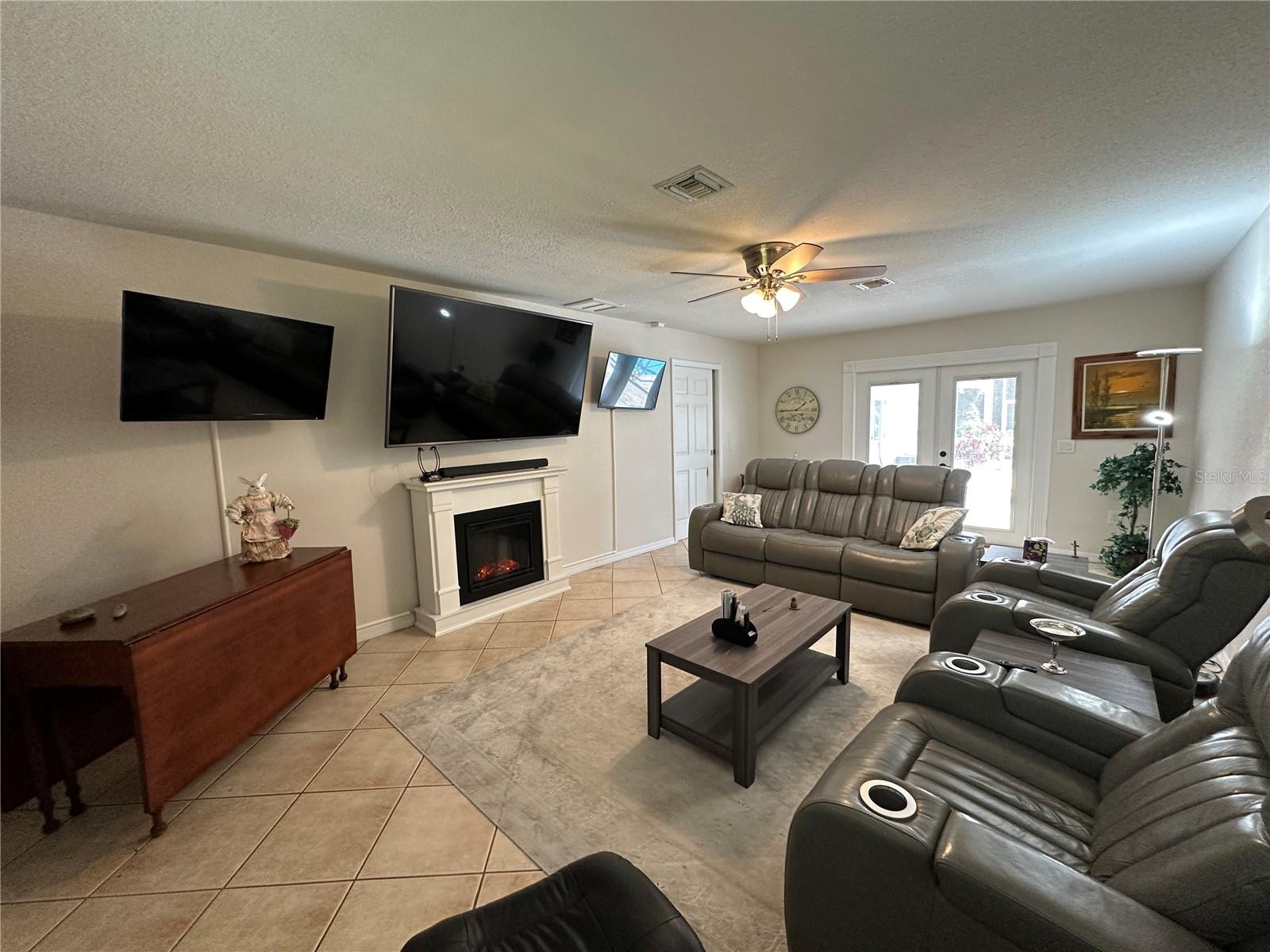 Image 11 of 31 For 1505 Kenmore Street