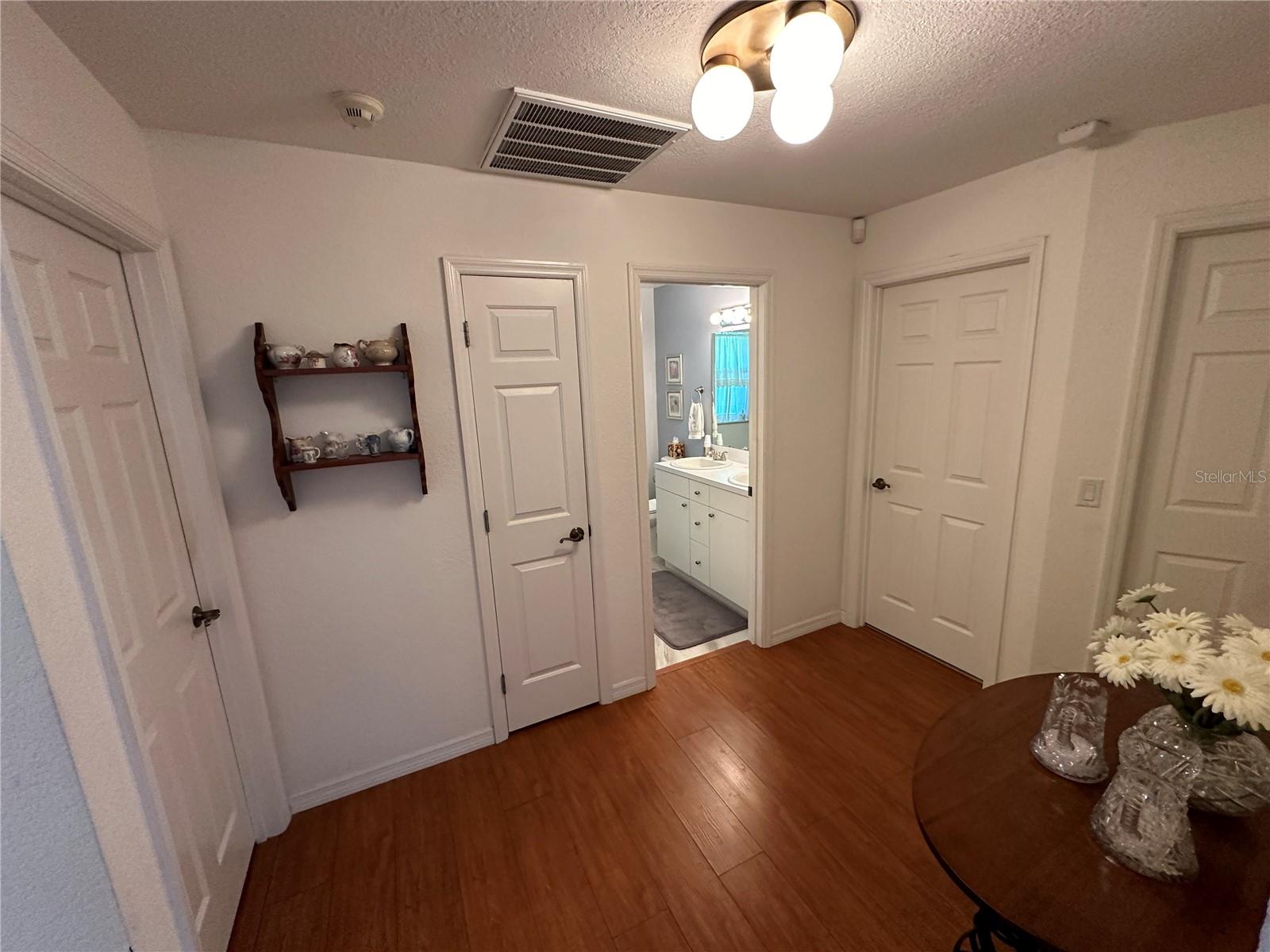 Image 21 of 31 For 1505 Kenmore Street